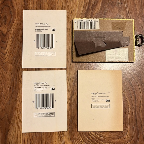 Post-its pads & “Cathy” small desktop plaque - Picture 2 of 4